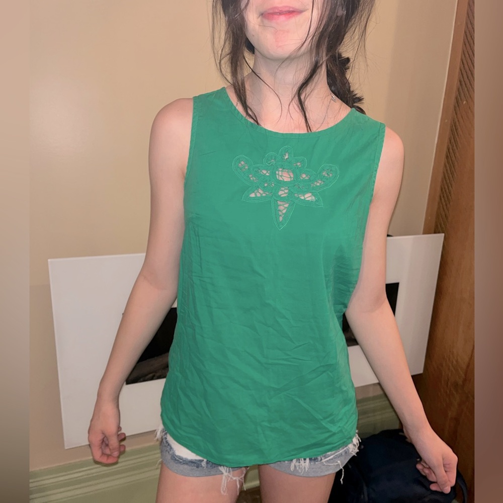 Banana Republic green muscle shoulder blouse